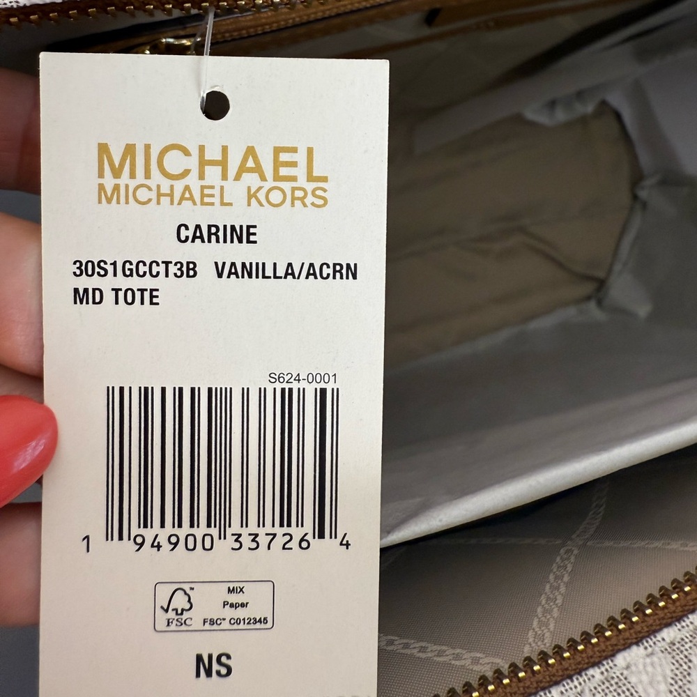 ‼️ Michael Kors Carine Medium Tote Bag NWT including DUST BAG! - Picture 11 of 11